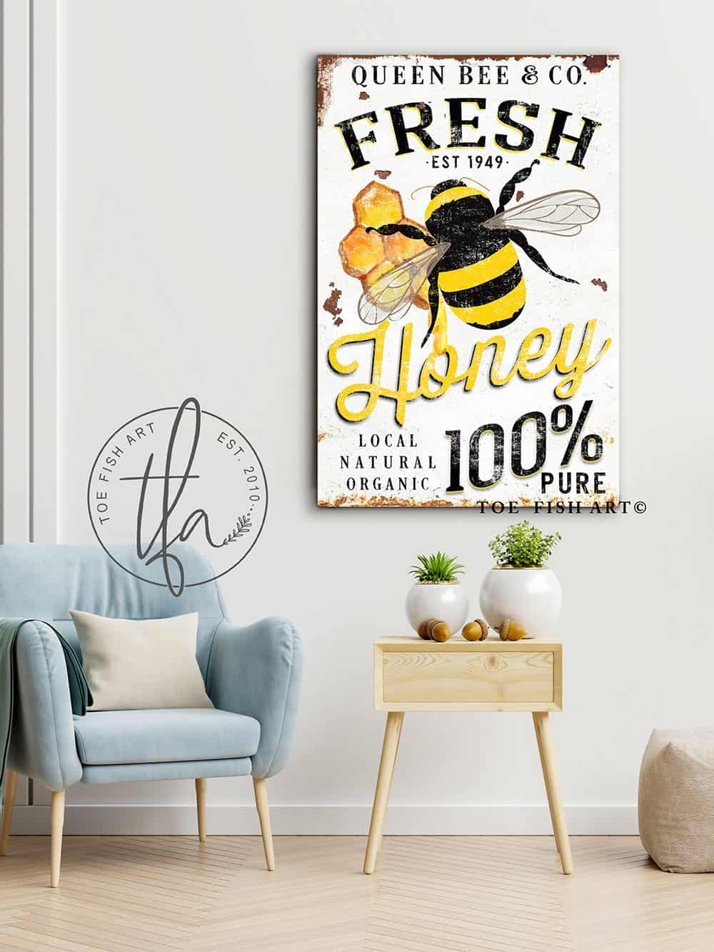 https://toefishart.com/wp-content/uploads/2022/10/Fresh-Honey-Sign-995679069-4.jpg
